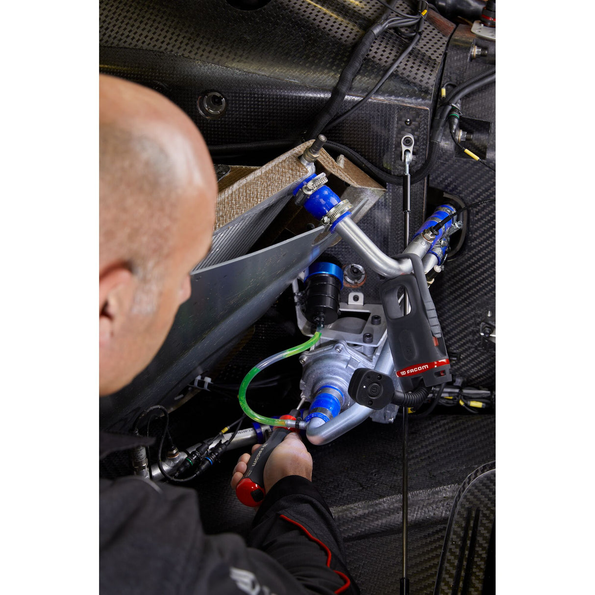 E-PROTWIST SCHROEVENDRAAIER 4V 23 DELIGE SET MET 50 MM BIT MET GROEF IN KOFFER
