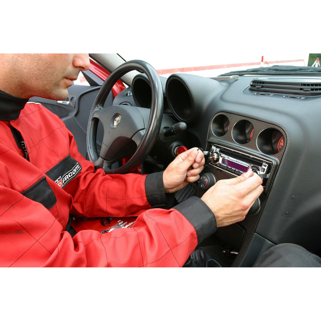 Set met 20 werktuigen om de autoradio uit te bouwen