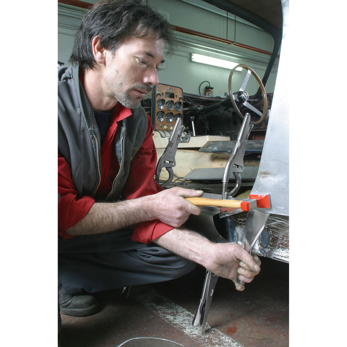 Set van 128 stuks gereedschap voor automobiel carrosserieën